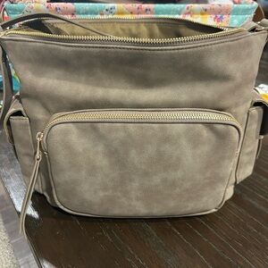 Universal thread bag